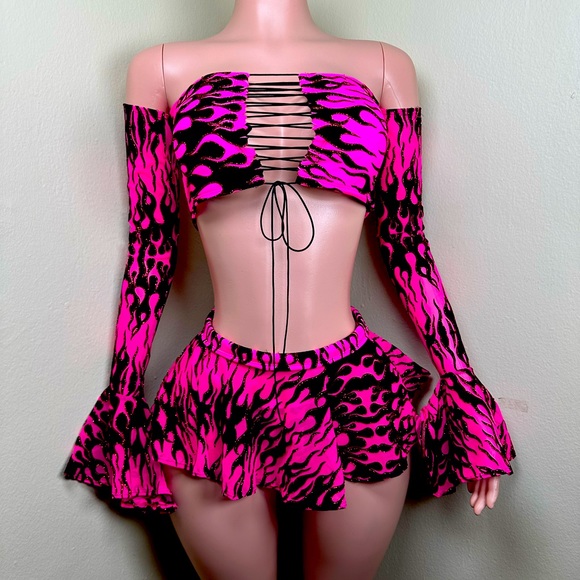 exotic dancewear/ ravewear - Picture 1 of 3
